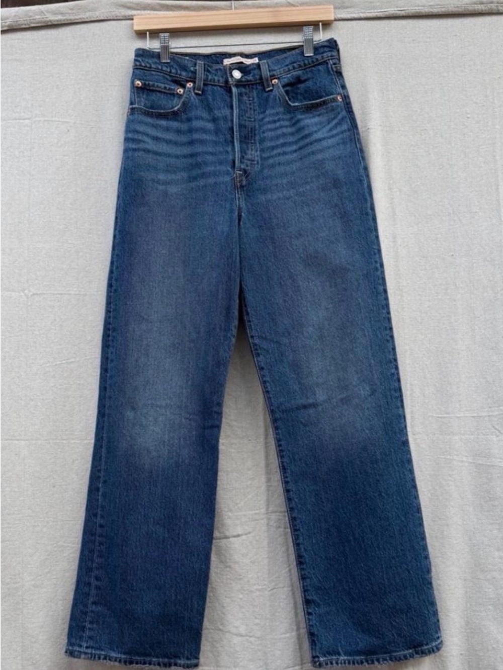 Levi’s Ribcage Straight Ankle Jeans